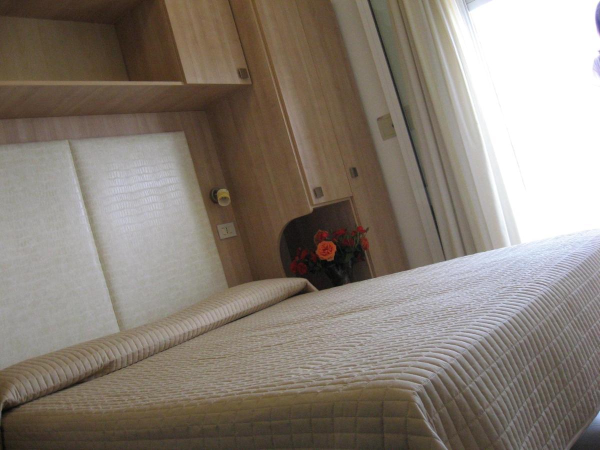 Hotel Rosati Rimini Zewnętrze zdjęcie
