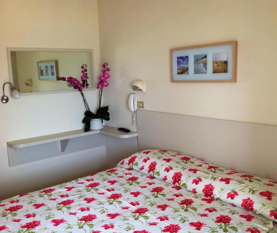 Hotel Rosati Rimini Zewnętrze zdjęcie