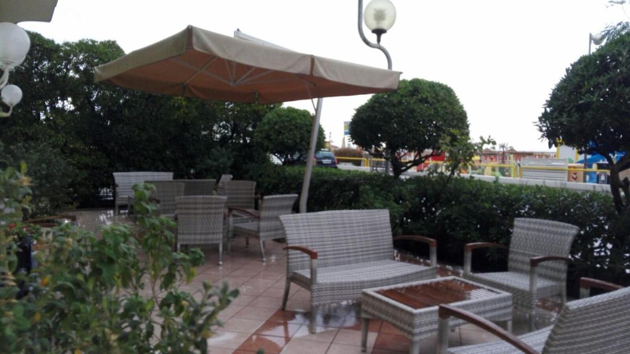 Hotel Rosati Rimini Zewnętrze zdjęcie