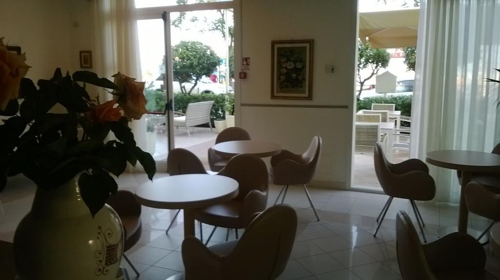 Hotel Rosati Rimini Zewnętrze zdjęcie